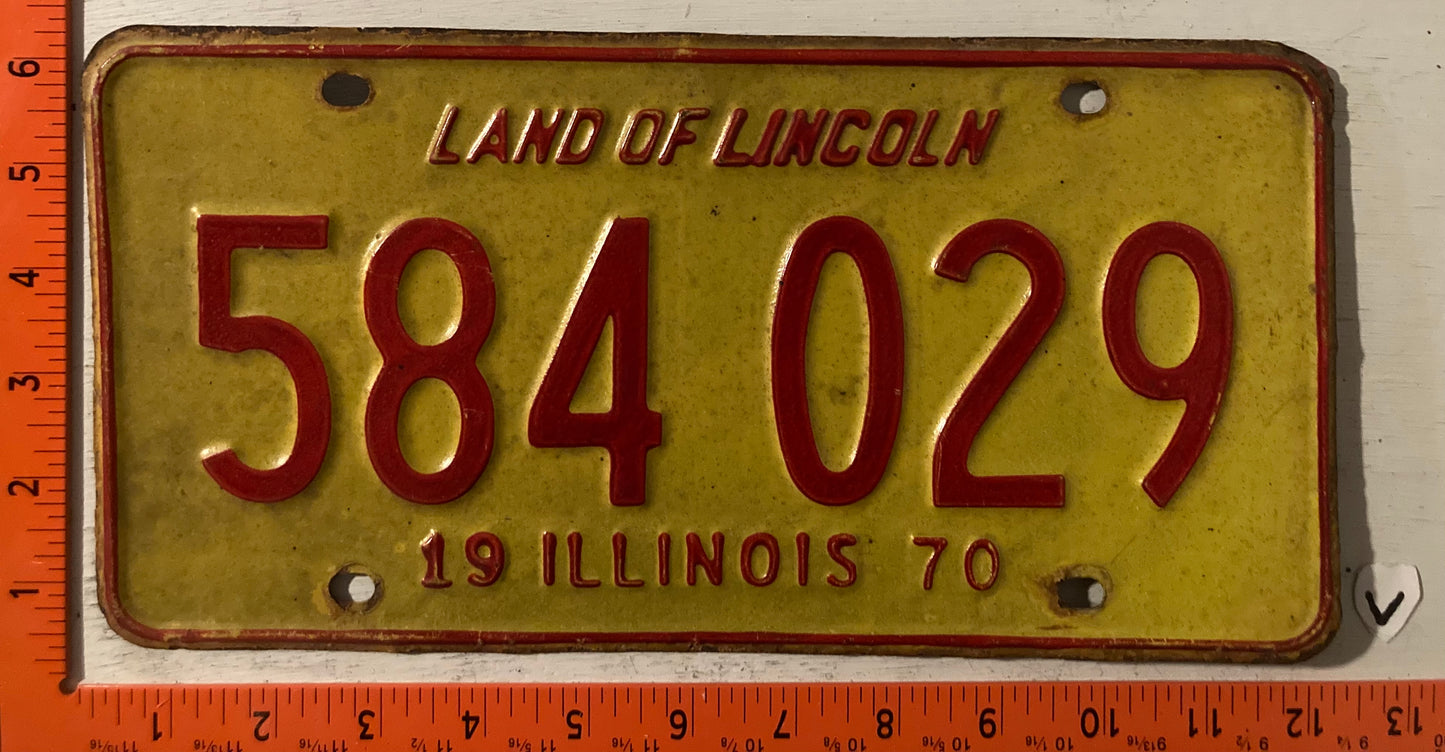 1970 Illinois #584 029 Passenger License Plate