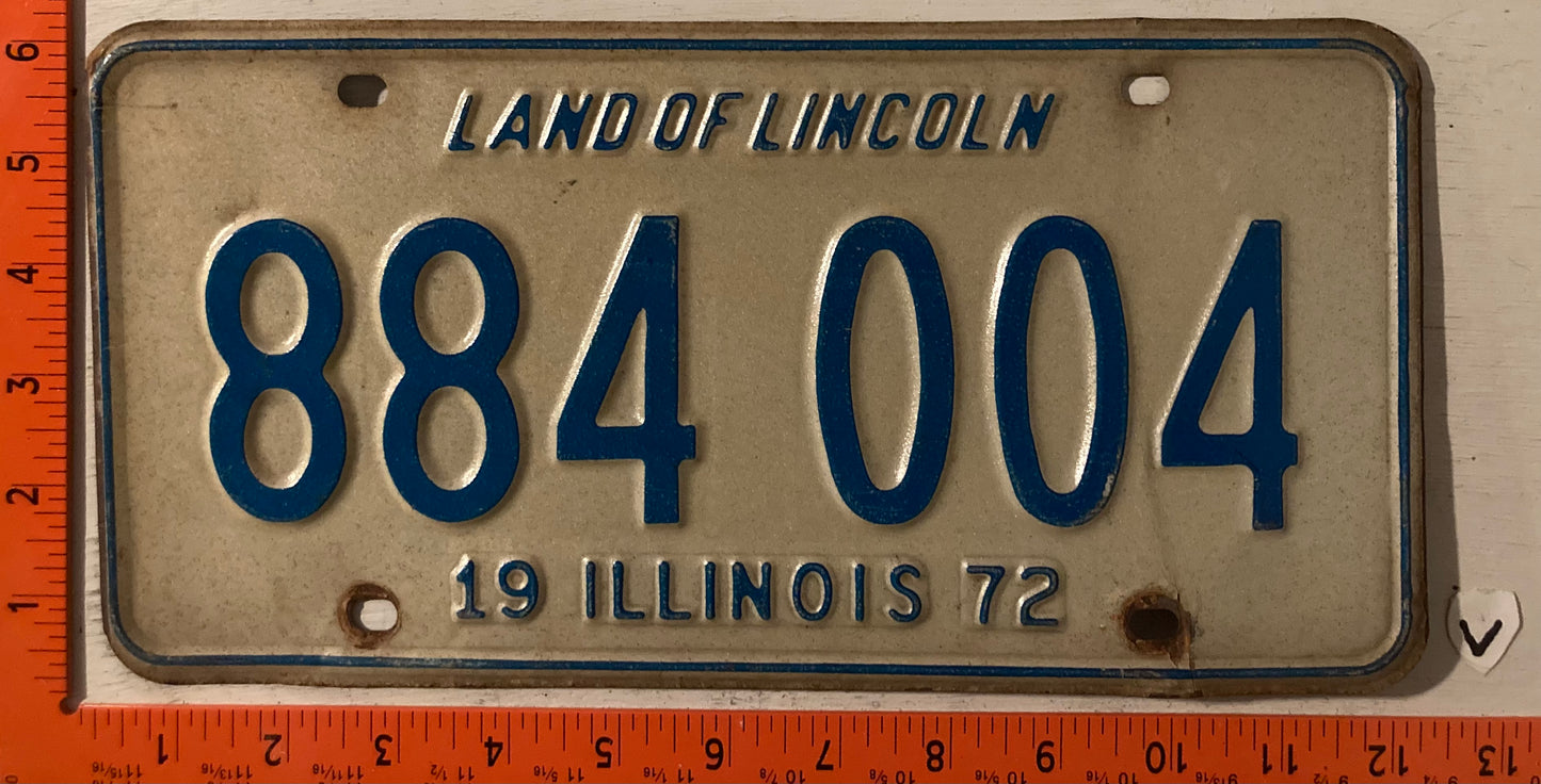 1972 Illinois #884 004 Passenger License Plate