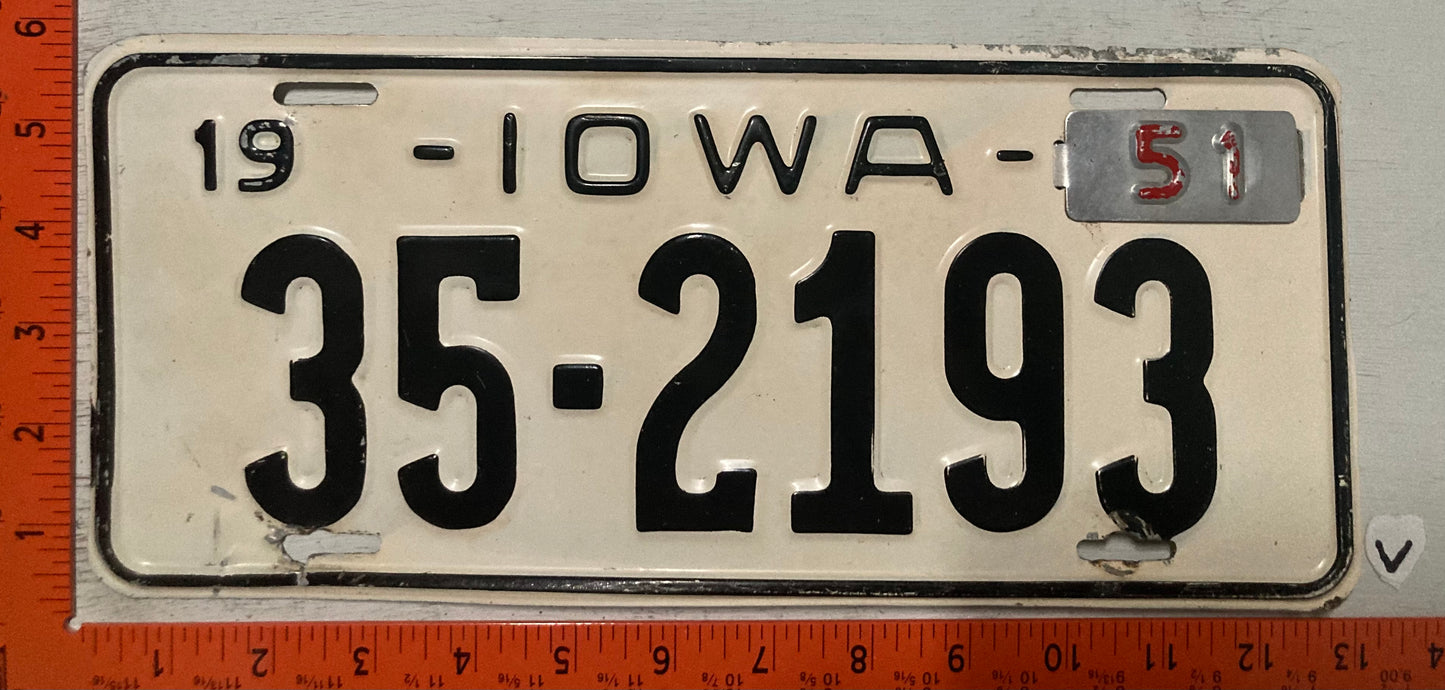 1951 Iowa #35-2193 Passenger License Plate