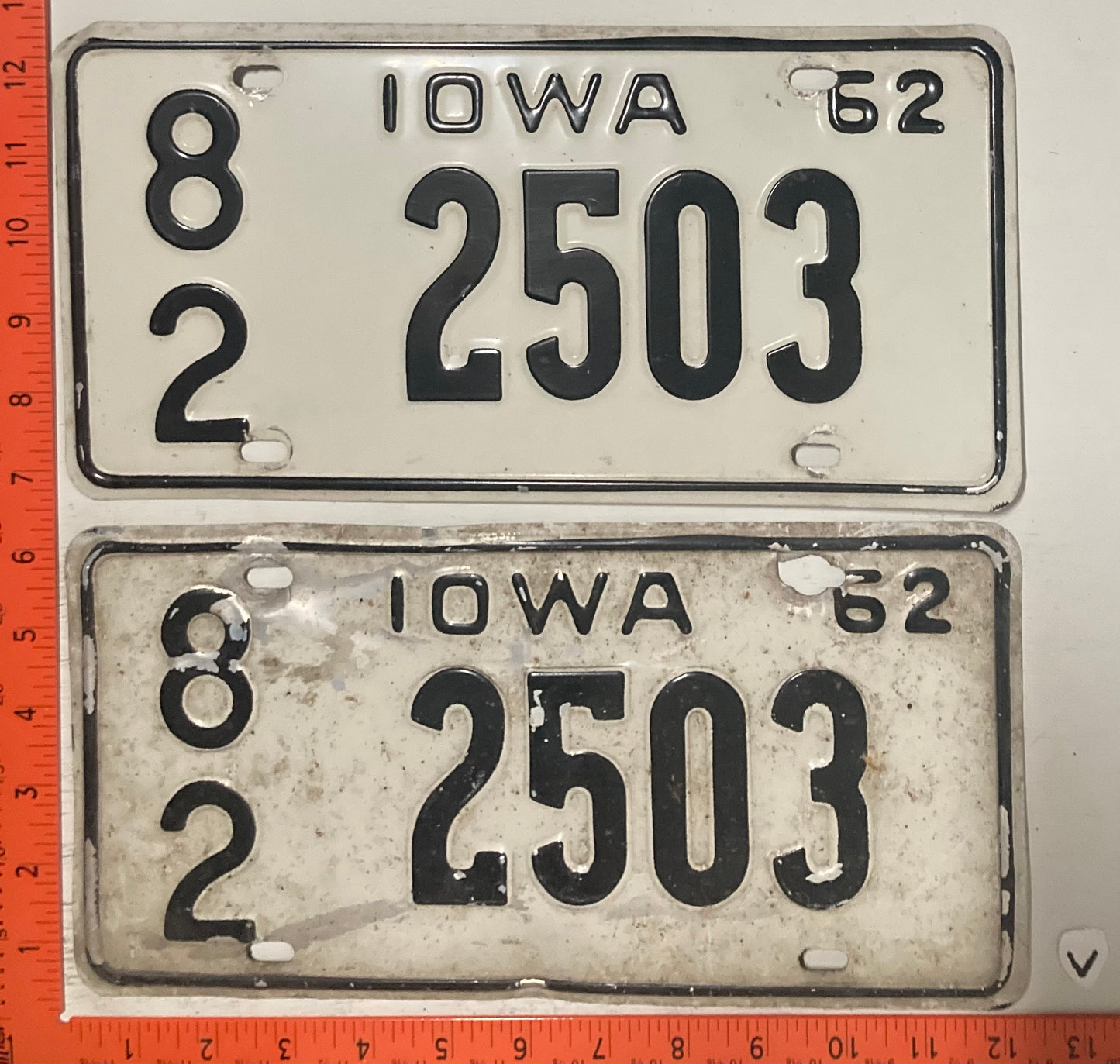 1962 Iowa #8/2 203 Passenger License Plate (Pair)