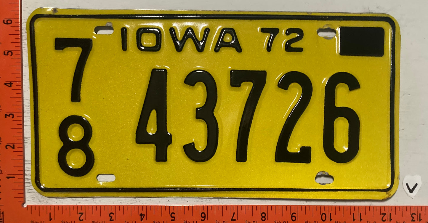 1972 Iowa #7/8 43726 Passenger License Plate