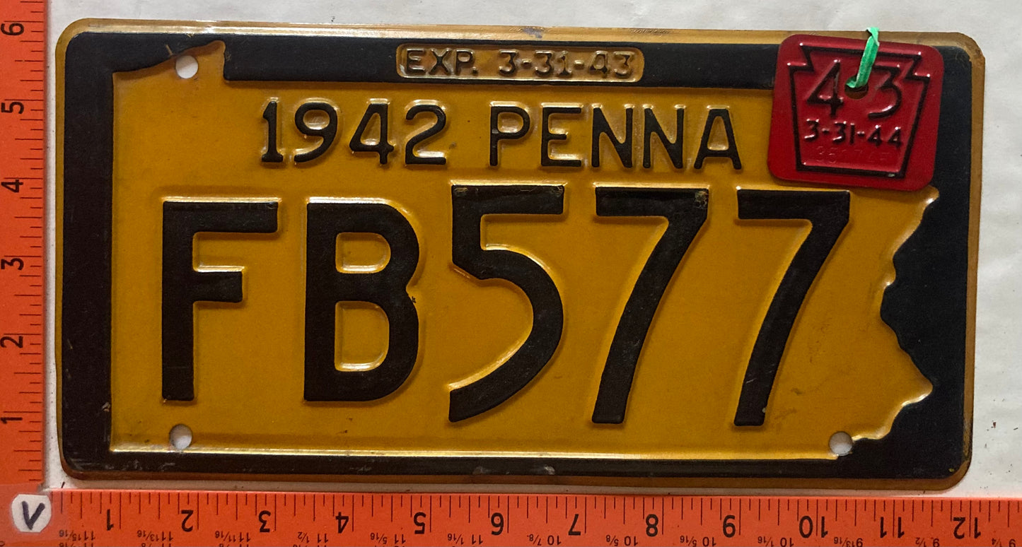 1943 Pennsylvania #FB577 Passenger License Plate