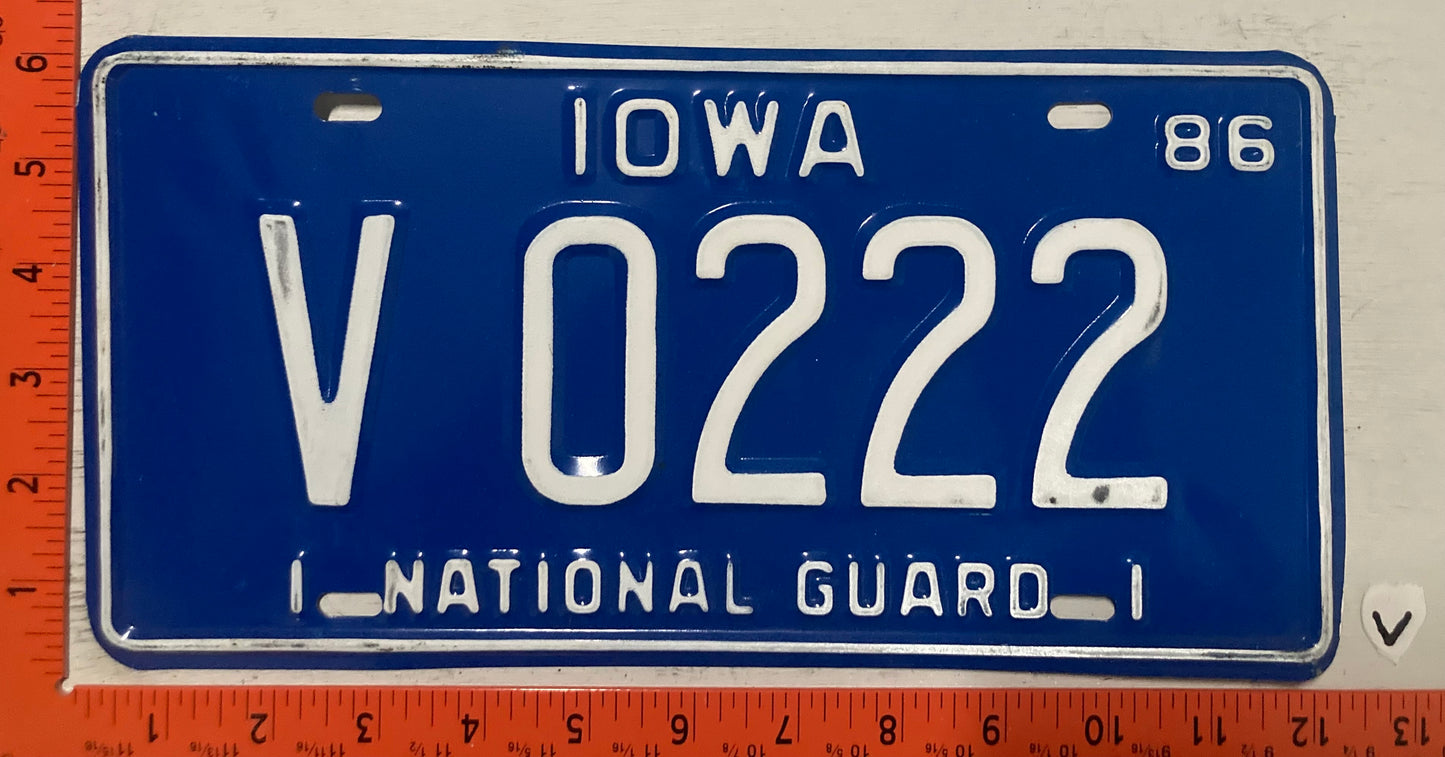 1986 Iowa #V 0222 National Guard License Plate