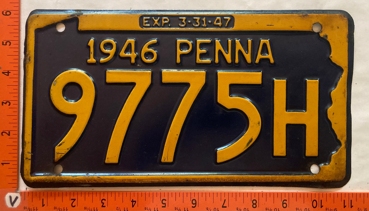 1946 Pennsylvania #9775H Passenger License Plate