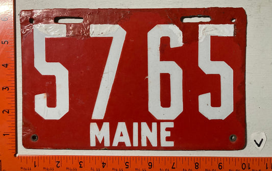 1910 Maine #5765 Passenger License Plate (Porcelain)