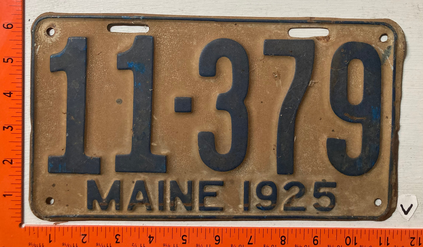 1925 Maine #11-379 Passenger License Plate