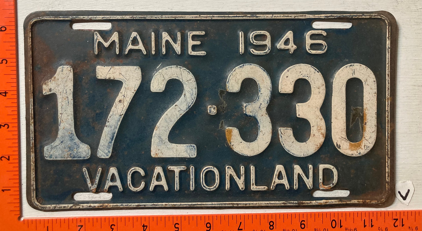 1946 Maine #172 330 Passenger License Plate