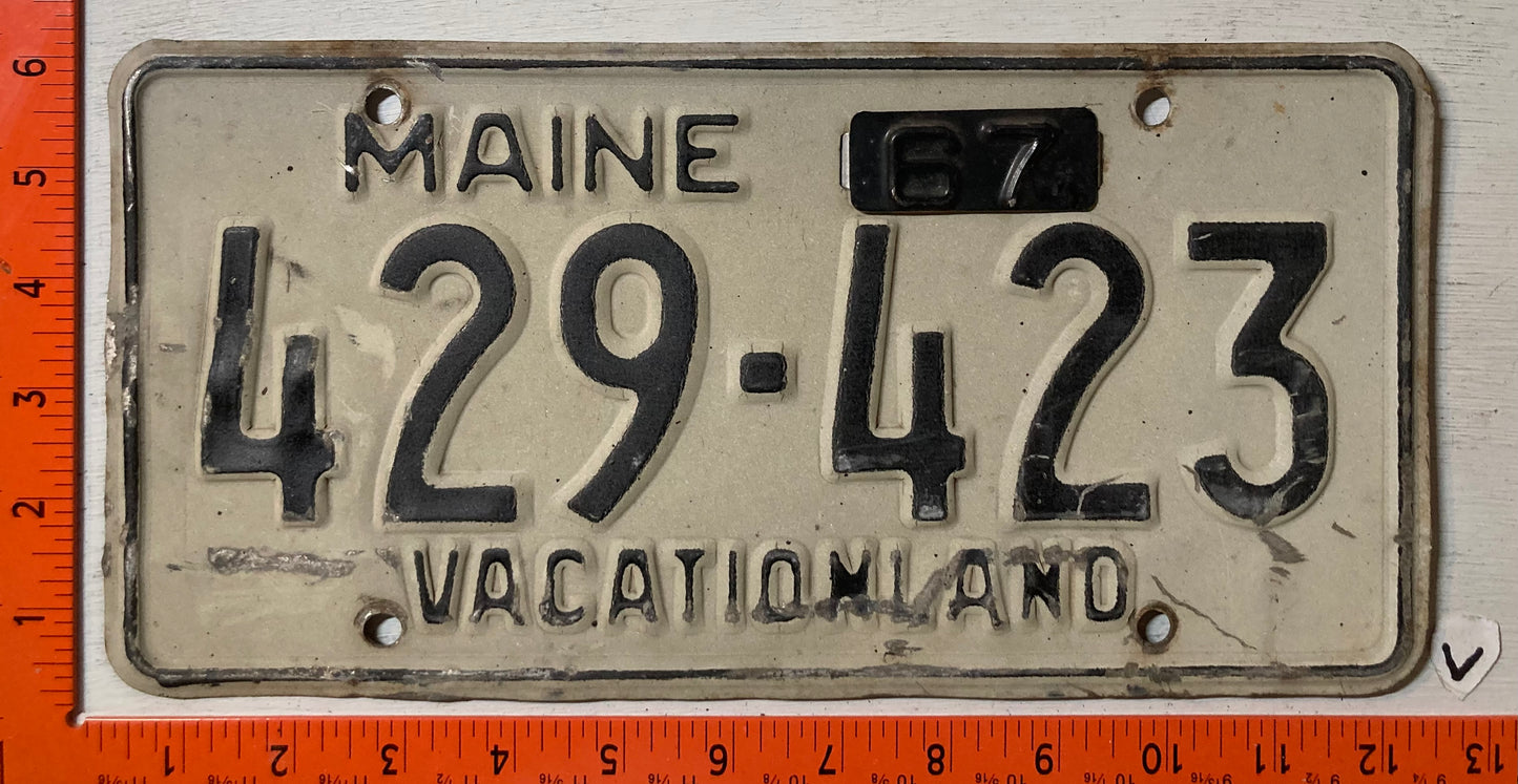 1967 Maine #429-423 Passenger License Plate