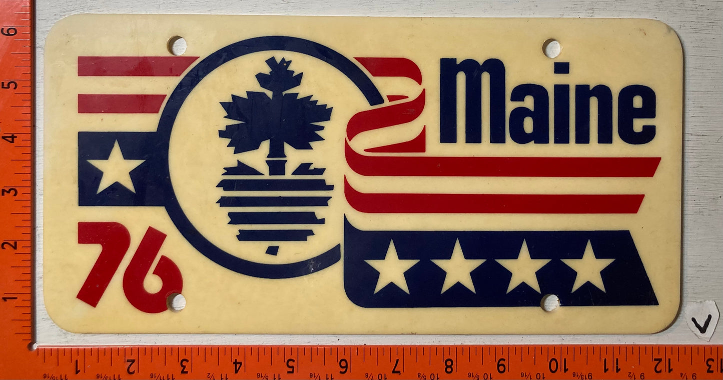 1976 Maine Bicentennial Booster License Plate