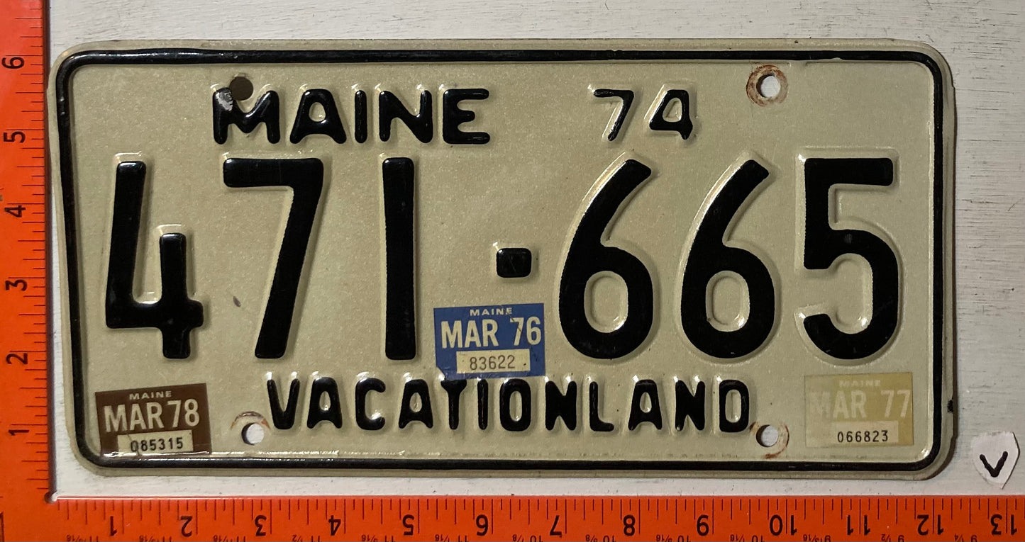 1978 Maine #471-665 Passenger License Plate
