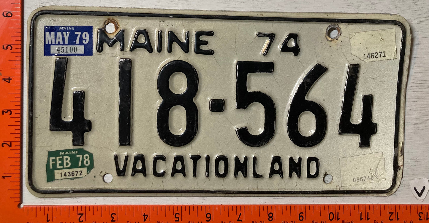 1979 Maine #418-564 Passenger License Plate
