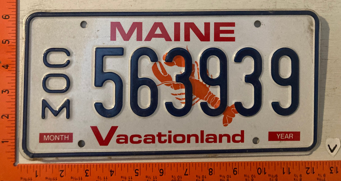 Undated Maine #593939 Commercial License Plate