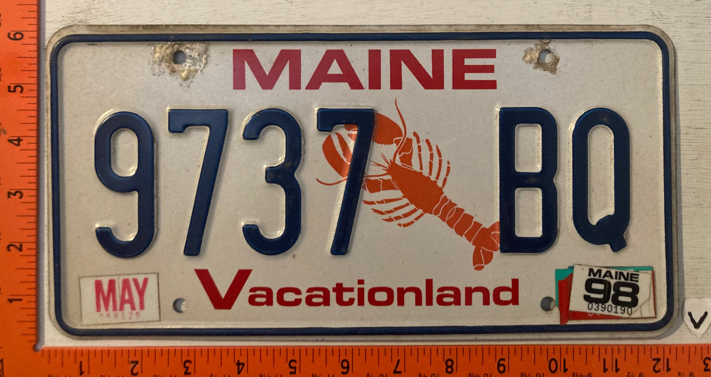 1998 Maine #9737 BQ Passenger License Plate