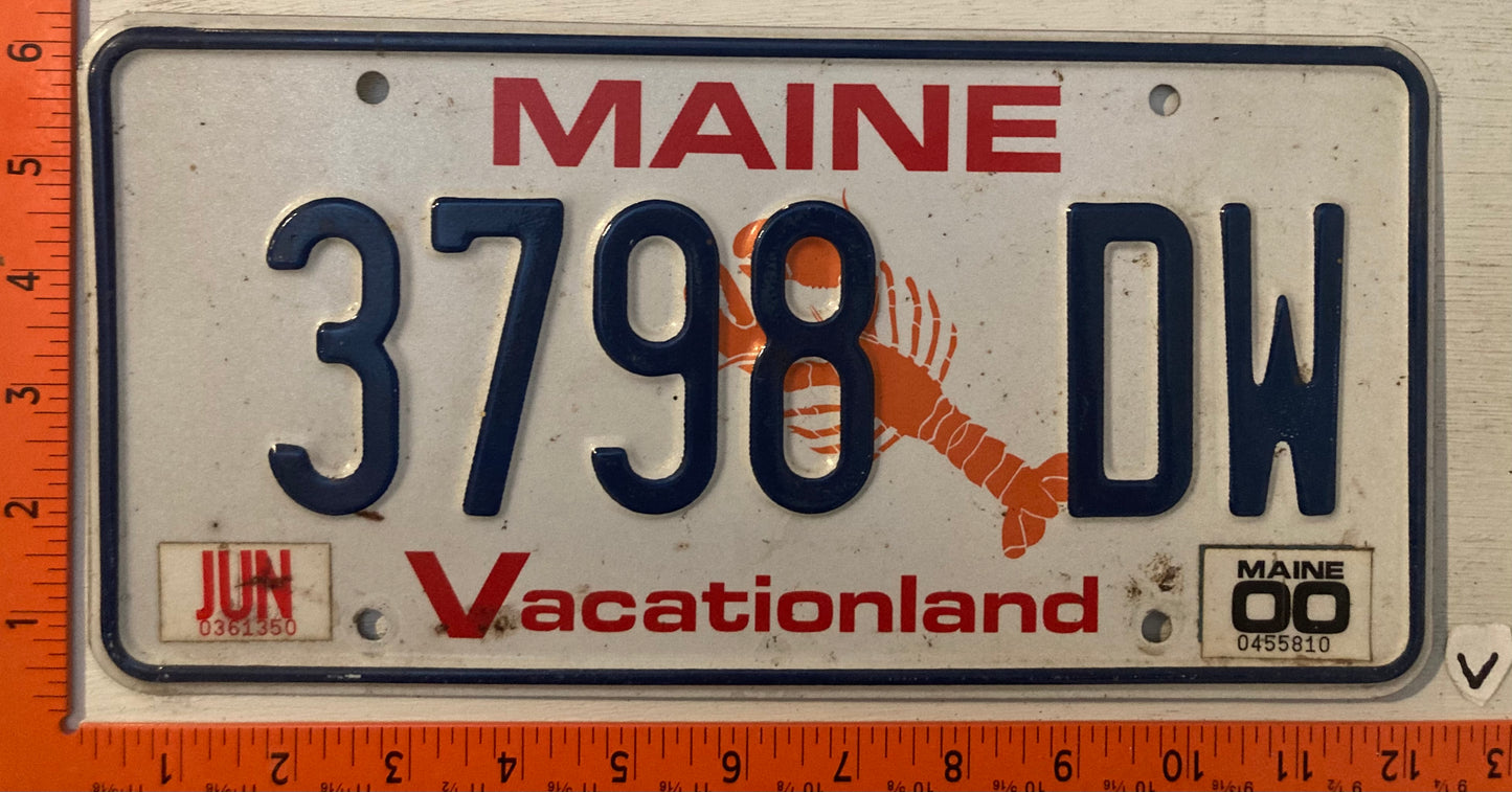 2000 Maine #3798 DW Passenger License Plate