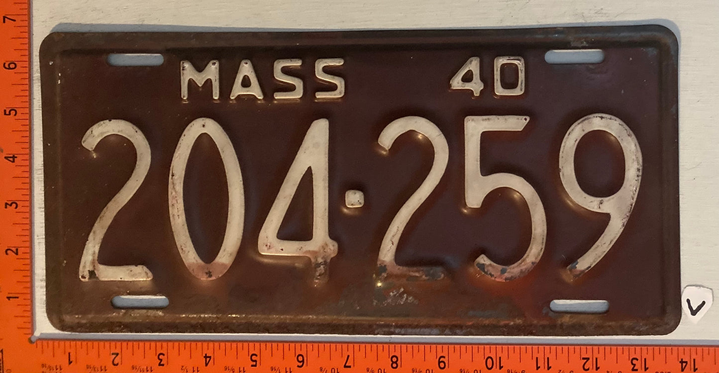 1940 Massachusetts #204.259 Passenger License Plate