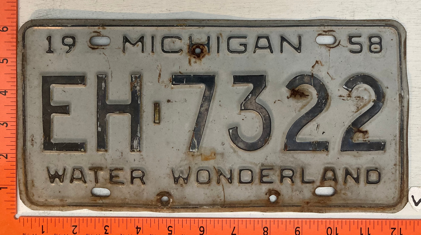 1958 Michigan #EH-7322 Passenger License Plate