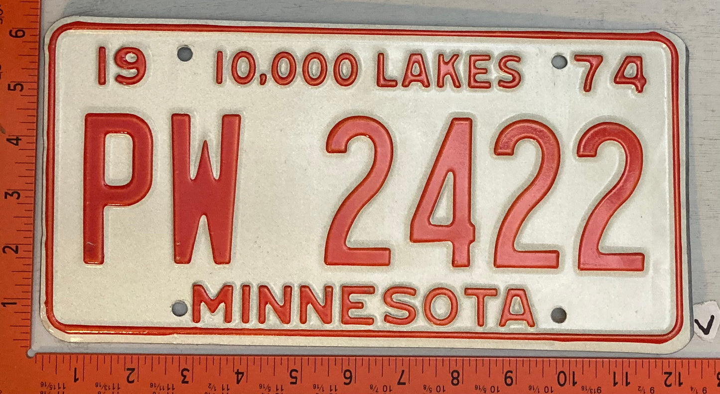 1974 Minnesota #PW 2422 Passenger License Plate