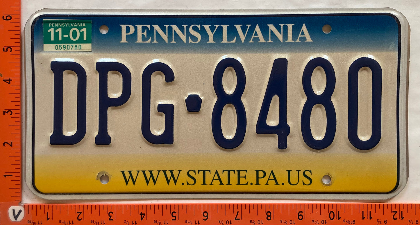 2001 Pennsylvania #DPG 8480 Passenger License Plate