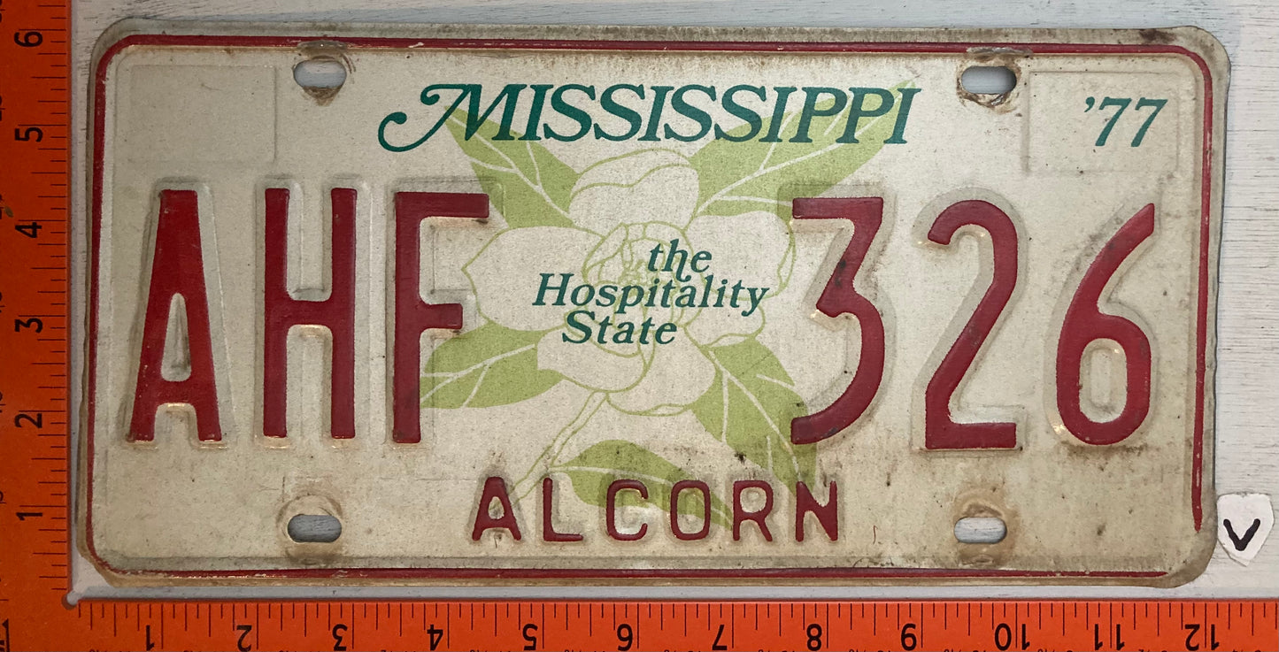 1977 Mississippi #AHF 326 Passenger License Plate