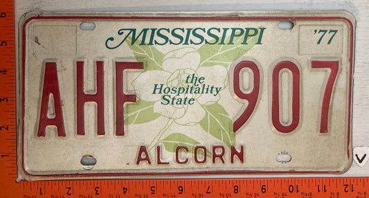 1977 Mississippi #AHF 907 Passenger License Plate