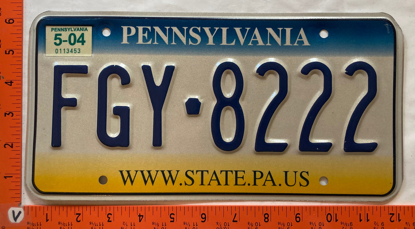 2004 Pennsylvania #FGY 8222 Passenger License Plate