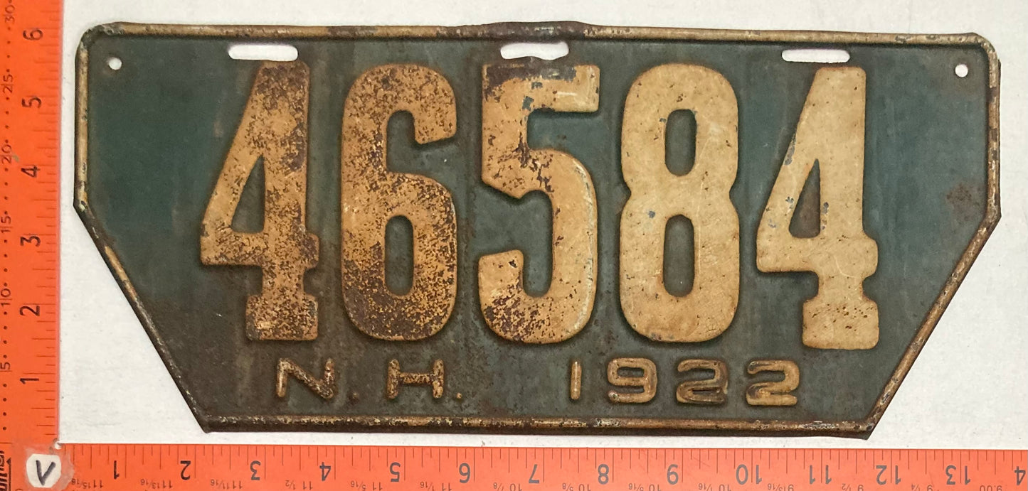 1922 New Hampshire #46584 Passenger License Plate (Non-Resident)
