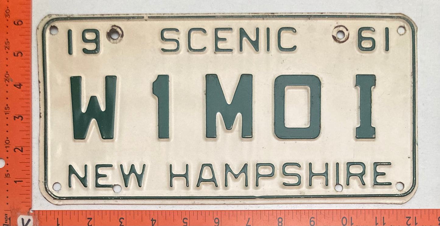 1961 New Hampshire #W1MOI Passenger Ham Radio License Plate