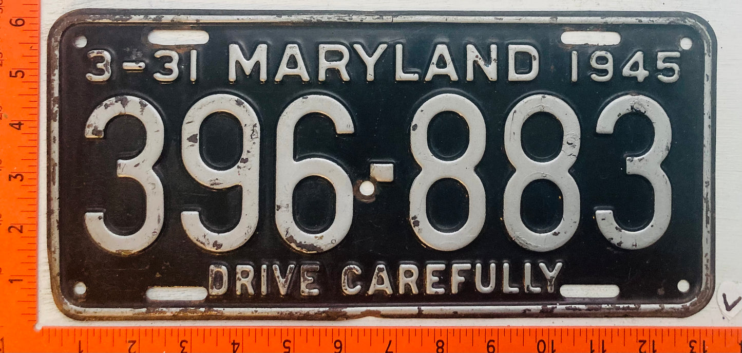 1945 Maryland #396-883 Passenger License Plate