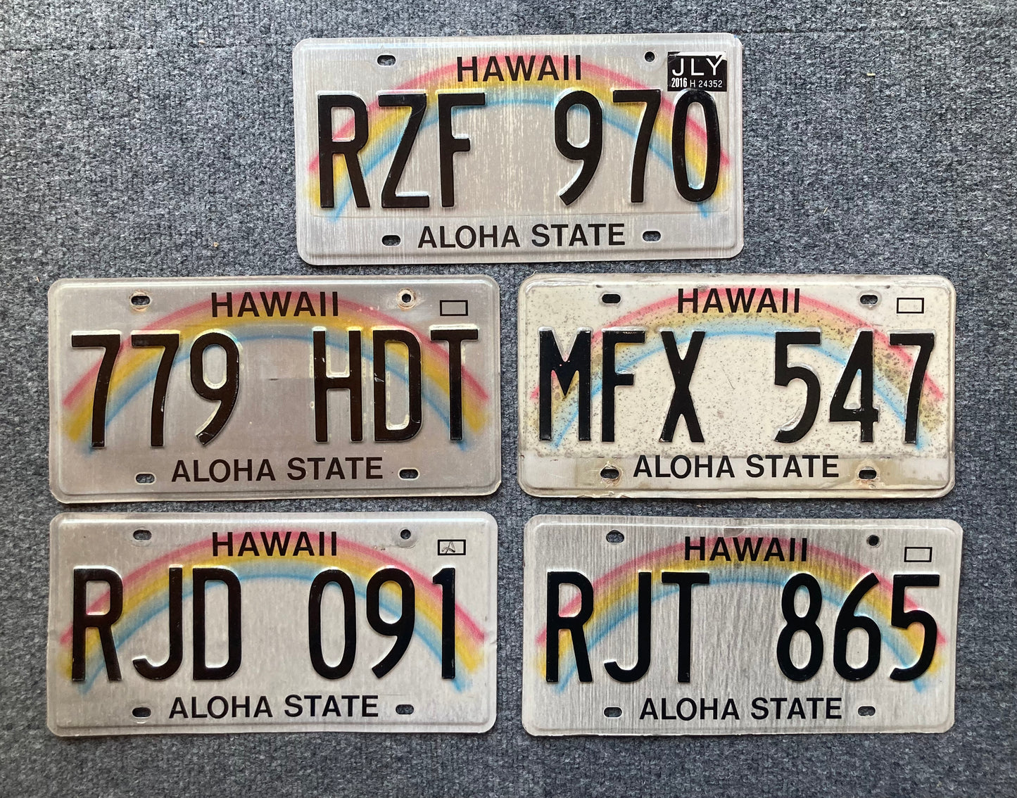 Group of 5 Hawaii Passenger Licenses Plate (Crafter)