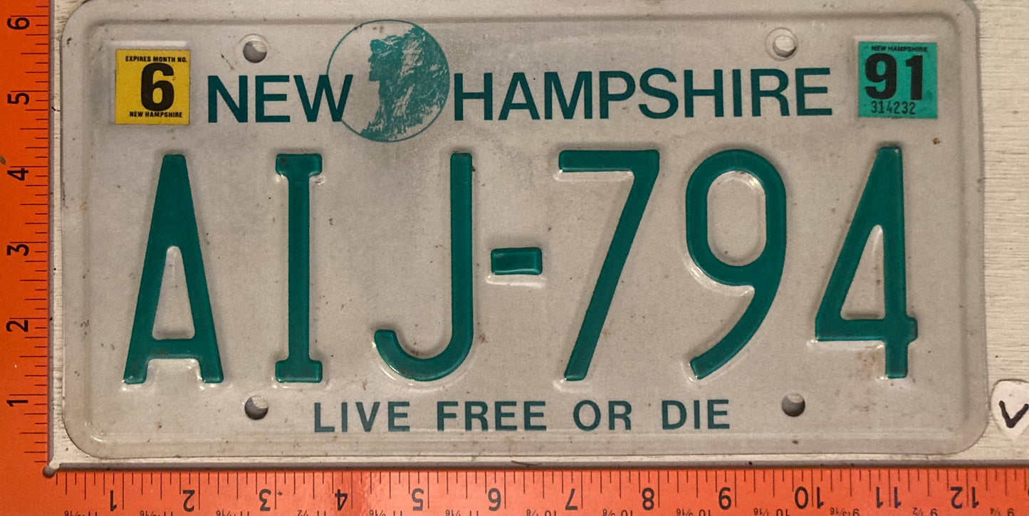1991 New Hampshire #AIJ-794 Passenger License Plate
