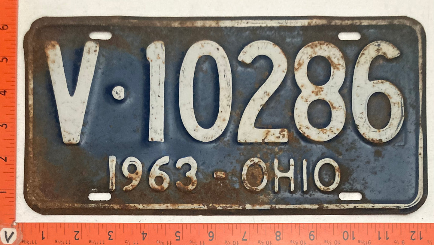 1963 Ohio #V-10286 Passenger License Plate CRAFTER