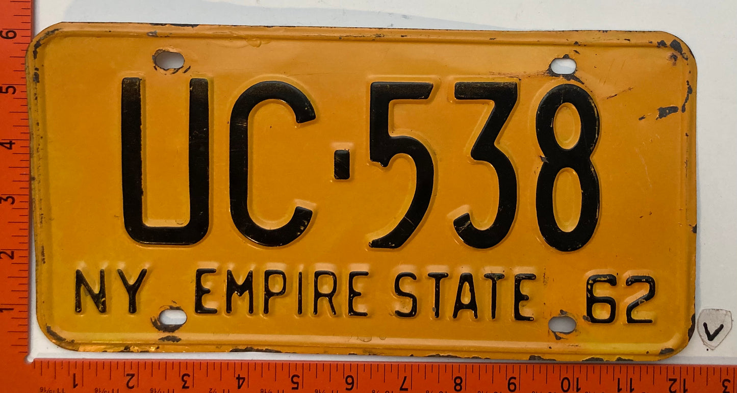 1962 New York #UC-538 Passenger License Plate