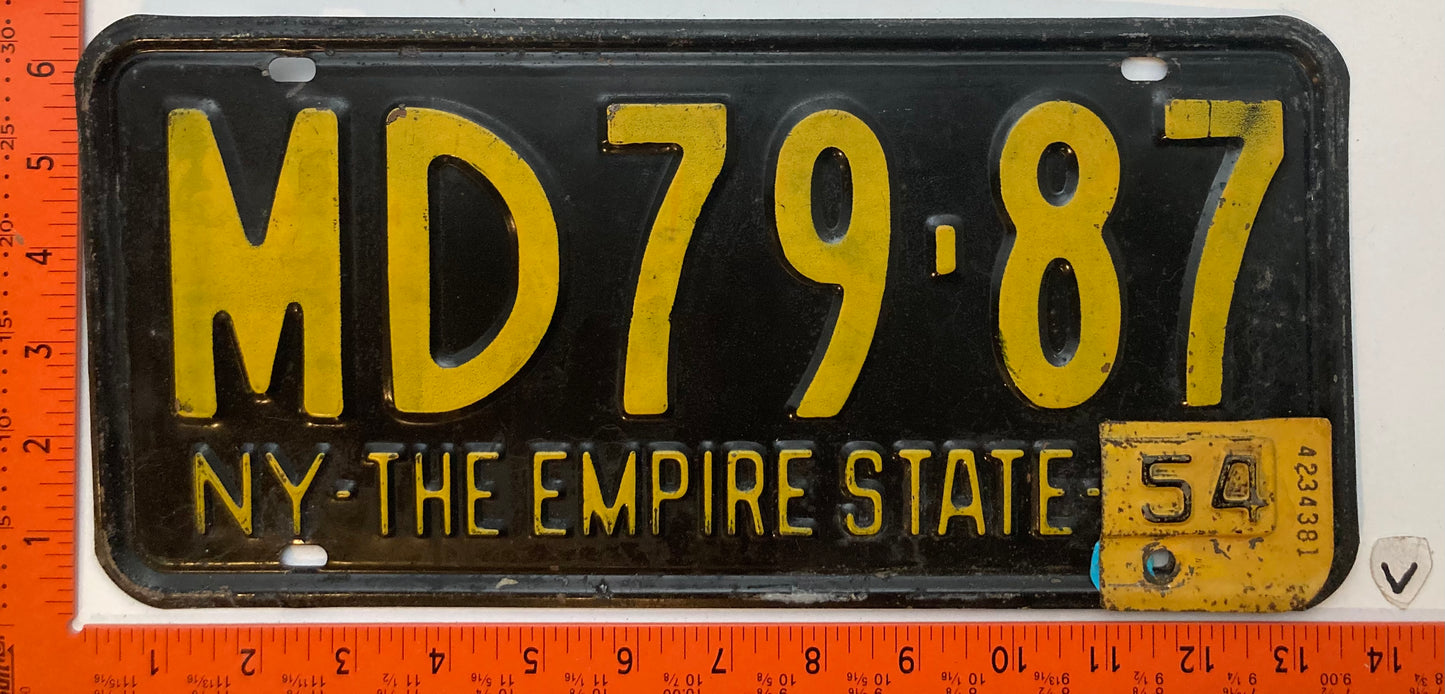 1954 New York #MD79-87 Doctor License Plate