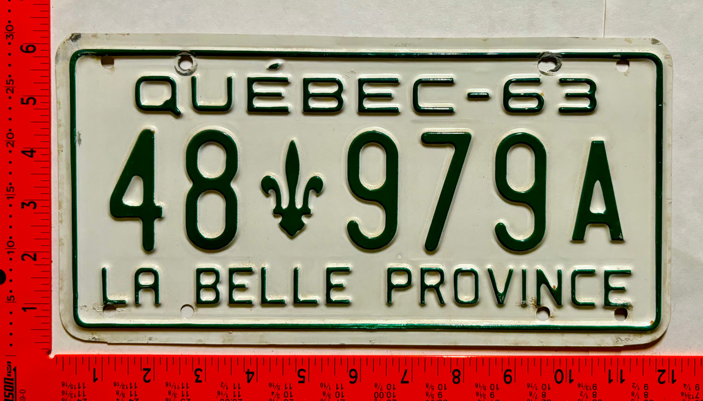 1963 Quebec #48 979A Passenger License Plate