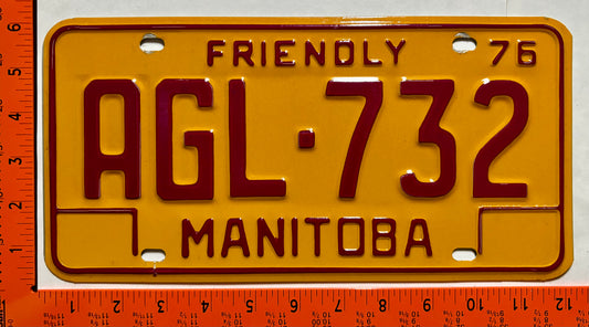 1976 Manitoba #AGL-732 Passenger License Plate