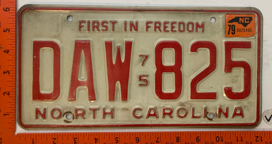 1979 North Carolina #DAW 825 Passenger License Plate