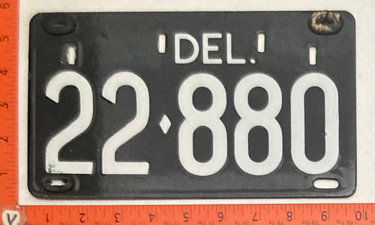 1940s Delaware #22-880 Passenger License Plate PORCELAIN