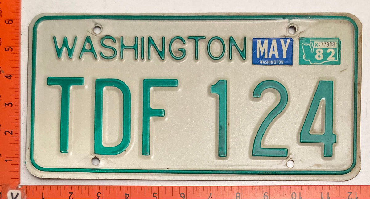 1982 Washington #TDF 124 Passenger License Plate