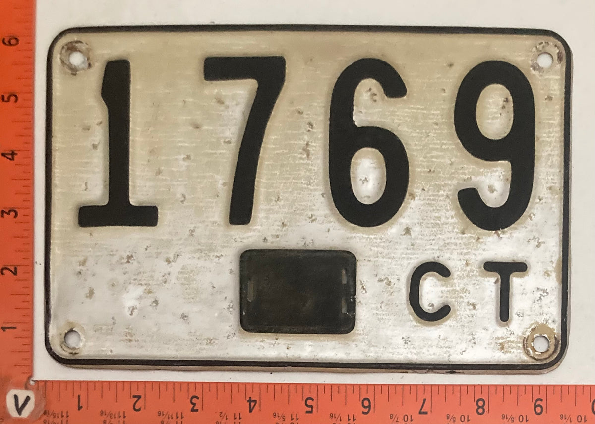 1917, 1918, 1919, 1921, 1926, 1927, 1933, 1934, 1937 Connecticut #1769 Passenger License Plates