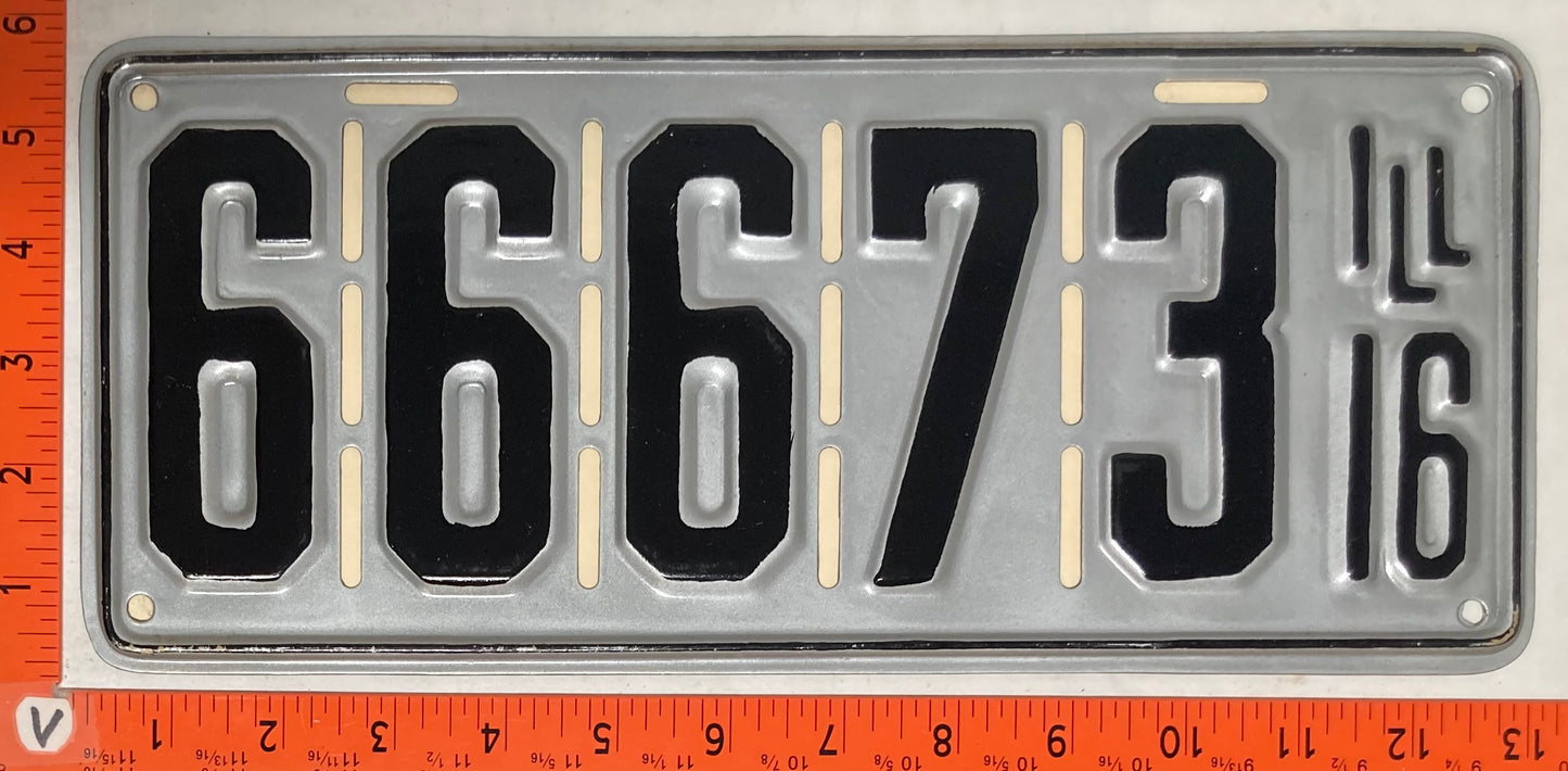 1916 Illinois #66673 Passenger License Plate (Front) (Repaint)