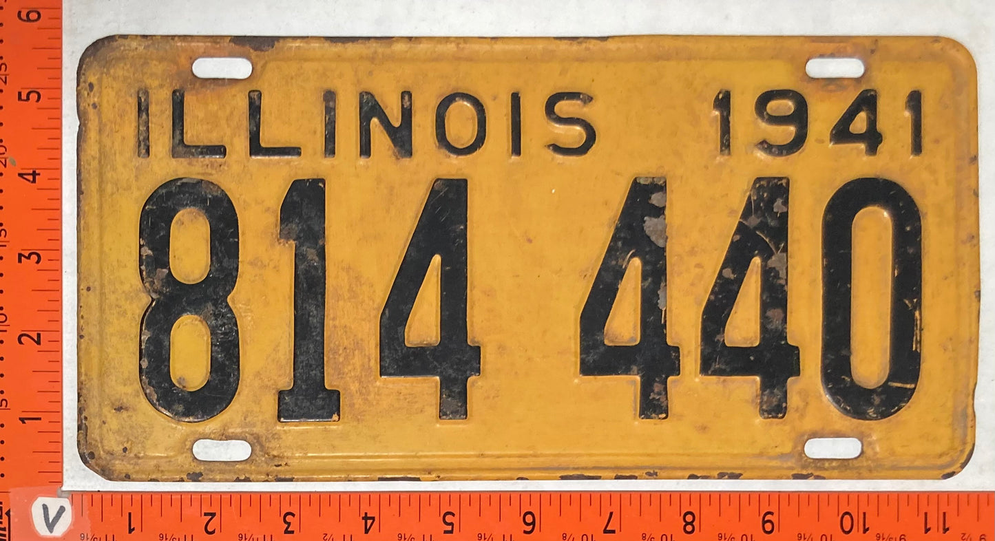 1941 Illinois #814 440 Passenger License Plate
