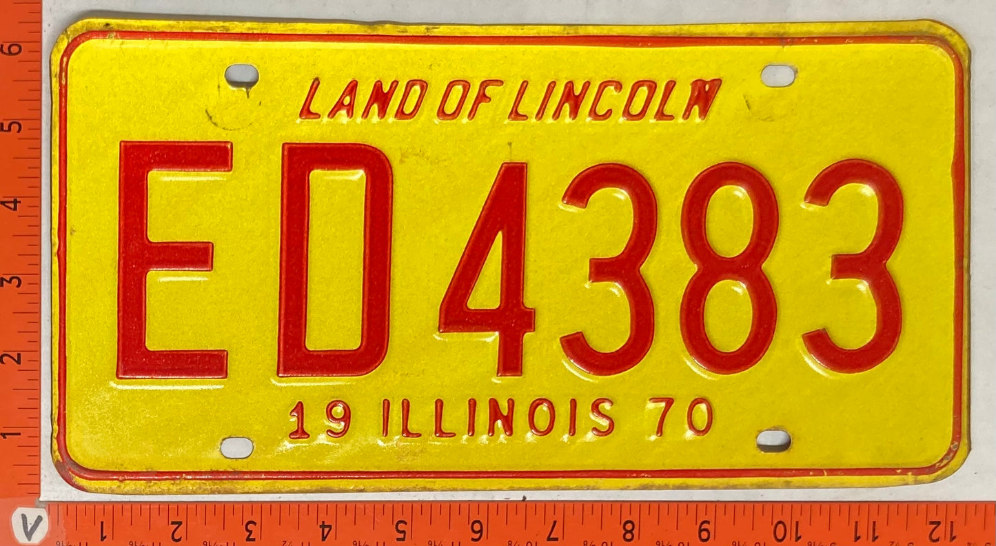 1970 Illinois #ED4383 Passenger License Plate