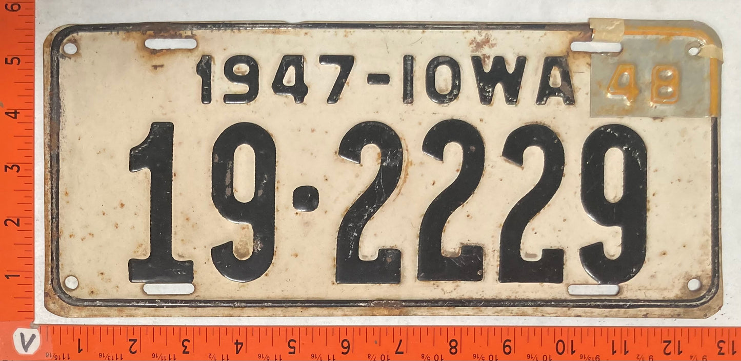 1948 Iowa #19-2229 Passenger License Plate