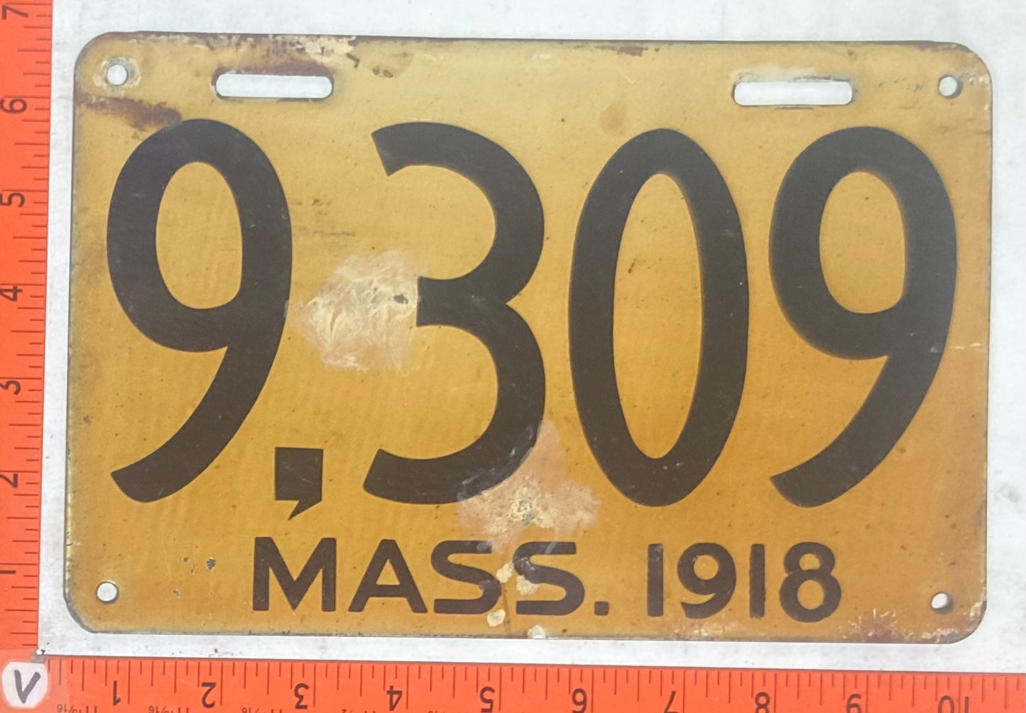 1918 Massachusetts #9.309 Passenger License Plate