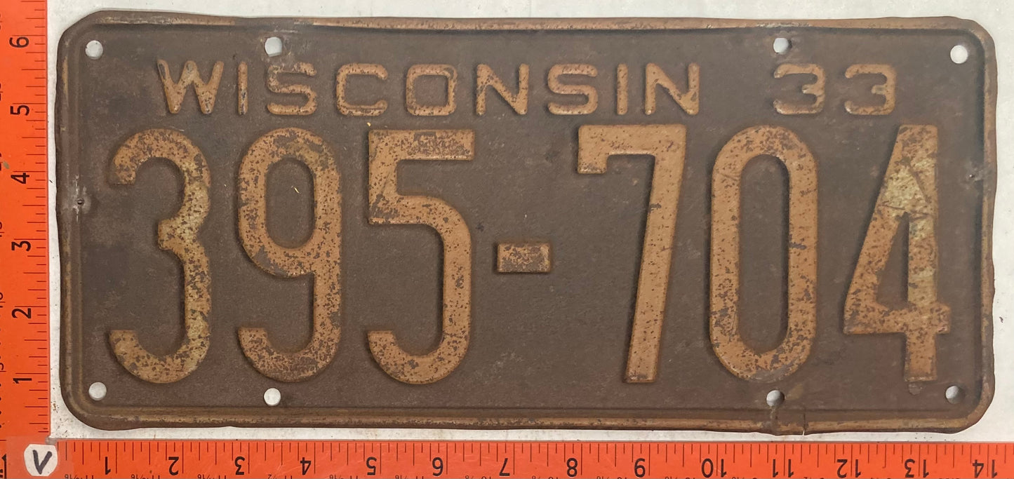 1933 Wisconsin #395-704 Passenger License Plate