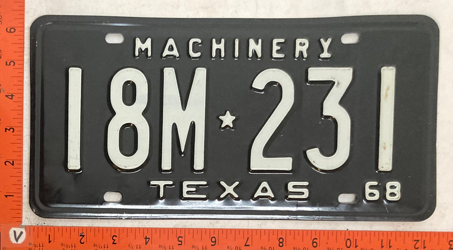 1968 Texas #18M 231 Machinery License Plate