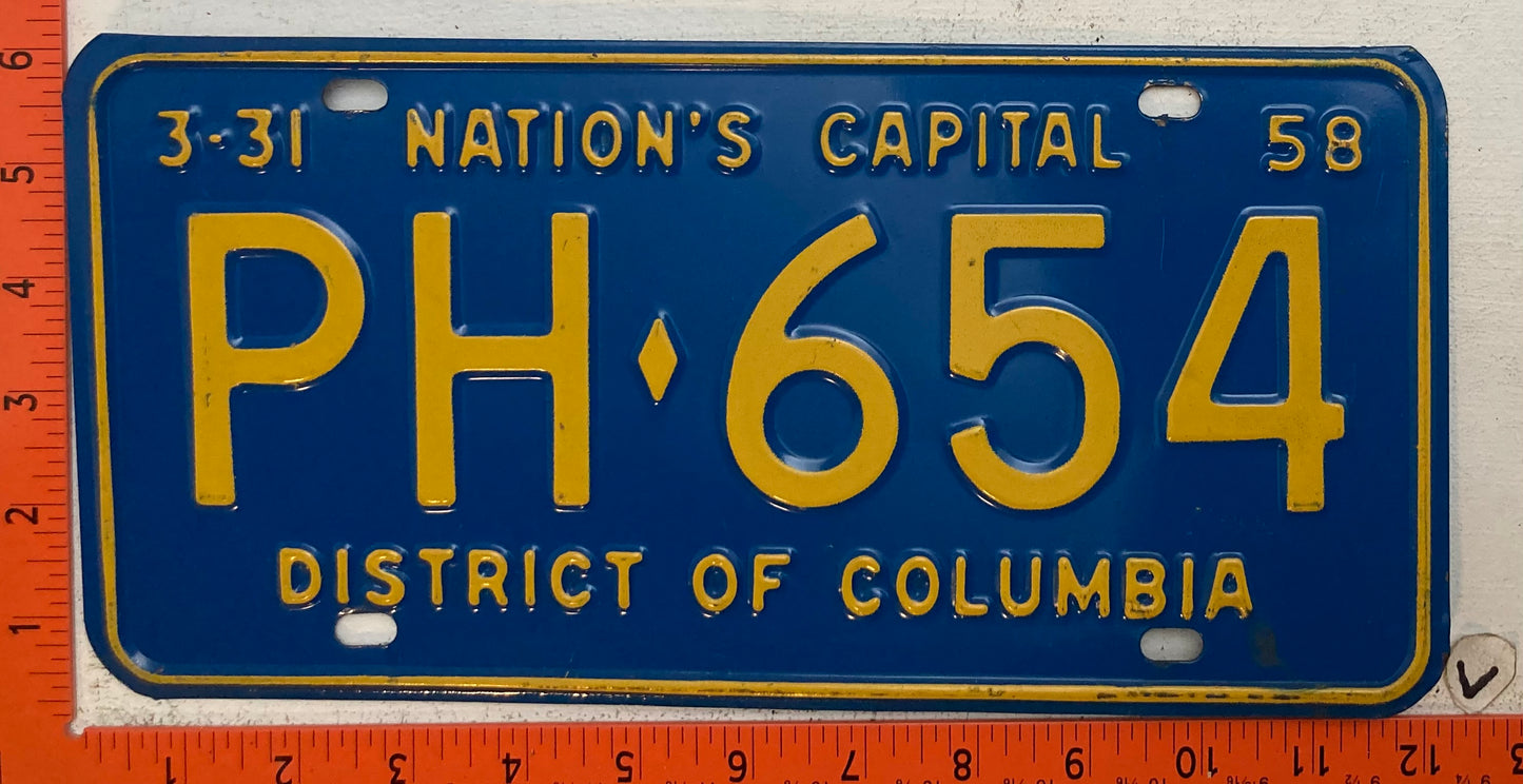 1958 Washington, DC  #PH-654 Passenger License Plate