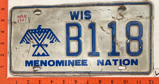 1982 Menominee Nation Tribe (Tribal Issue), Wisconsin #B118 Passenger License Plate