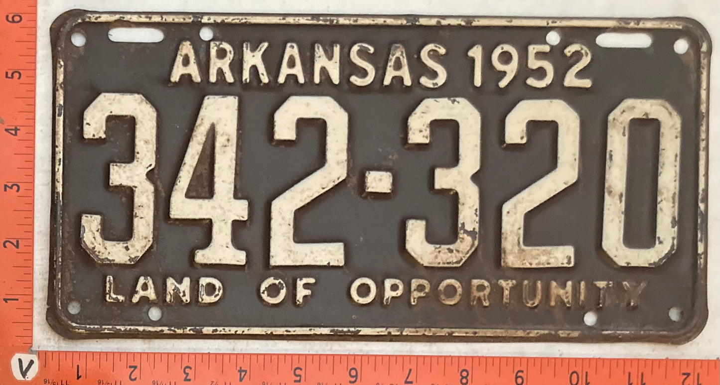 1952 Arkansas #342-320 Passenger License Plate