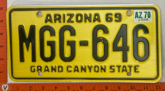 1970 Arizona #MGG-646 Passenger License Plate